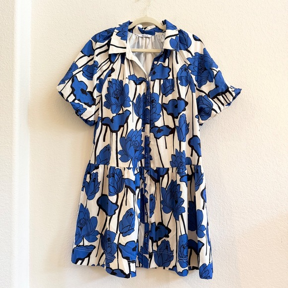 Wenrine Dresses & Skirts - Wenrine Blue White Floral Button Up Tiered Shirt Dress Size Medium RT1078